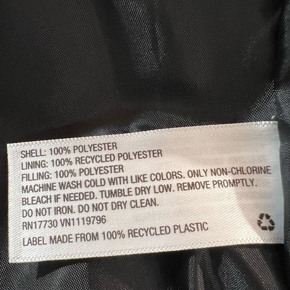 Goodfellow Men's Puffer Vest, insulated, Color Charcoal Grey, Size Large… - Picture 5 of 9